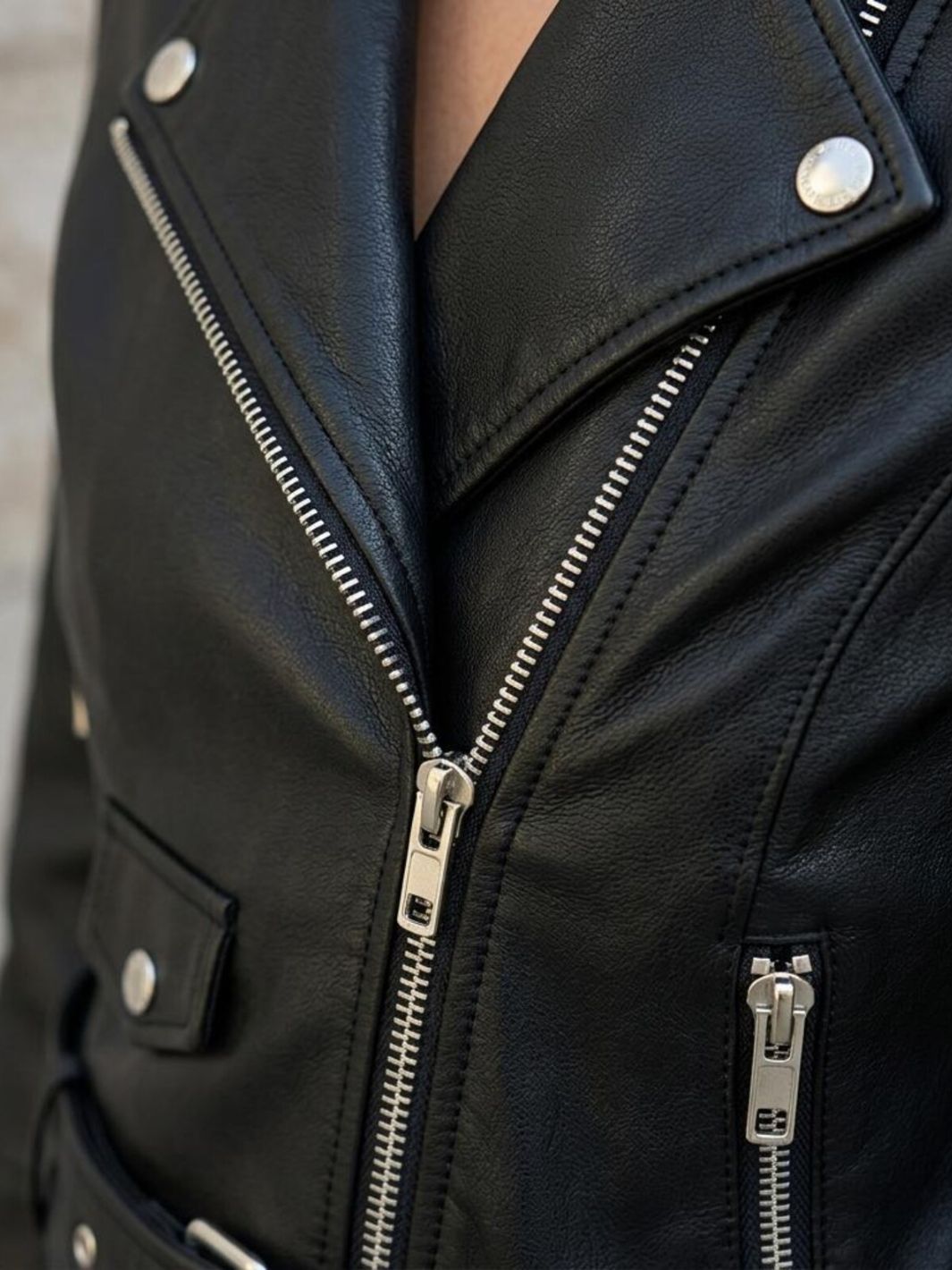 Bestickte Lederjacke nach Maß • Florale Biker
